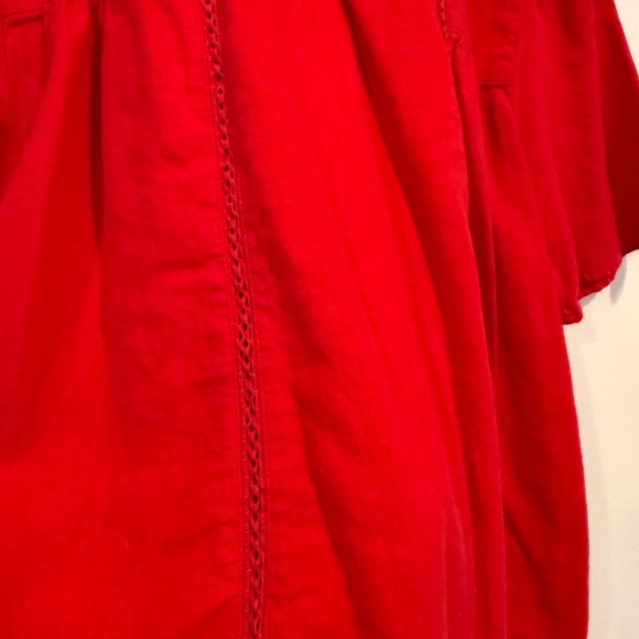 Hinge linen top, purchased at Bloomingdale’s - Picture 4 of 4